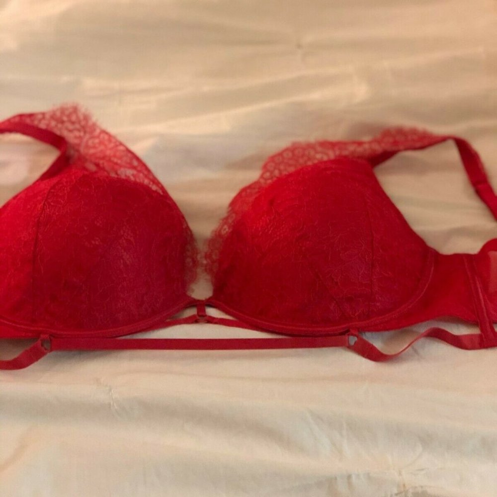 NEW WITHOUT TAGS Lingerie Red Lace Victoria's Secret Very Sexy Bra 36DDD